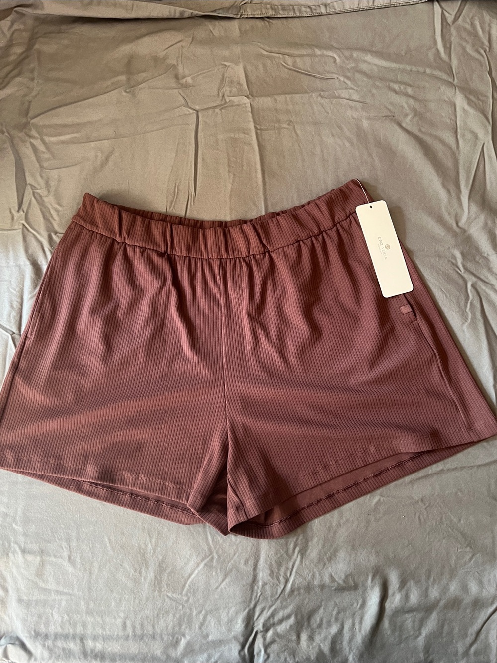 CRZ YOGA Ribbed Athletic Shorts in Mauve